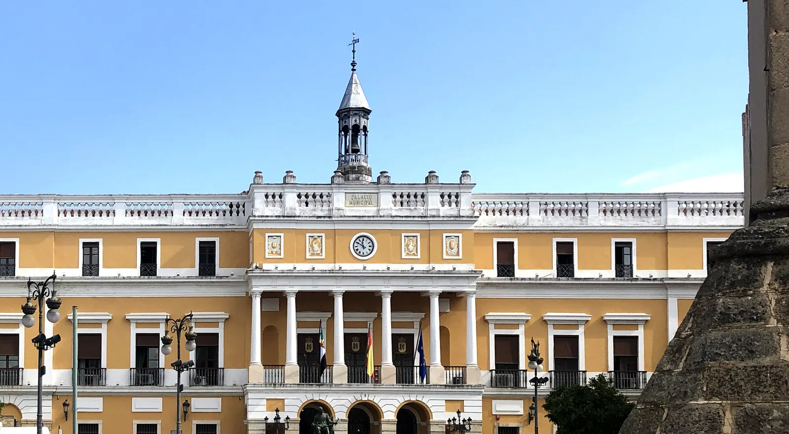 Restauración fachada Ayuntamiento de Badajoz — Palacio Municipal